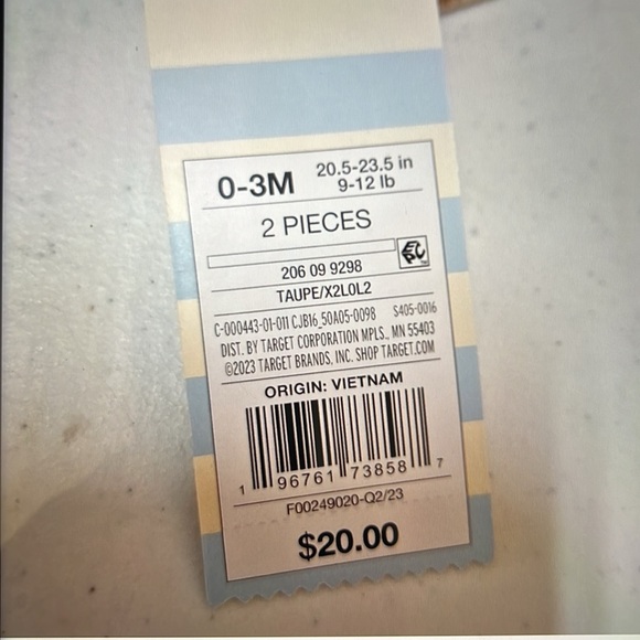 New Baby Gingham Sweater and Pants Set - Picture 12 of 12